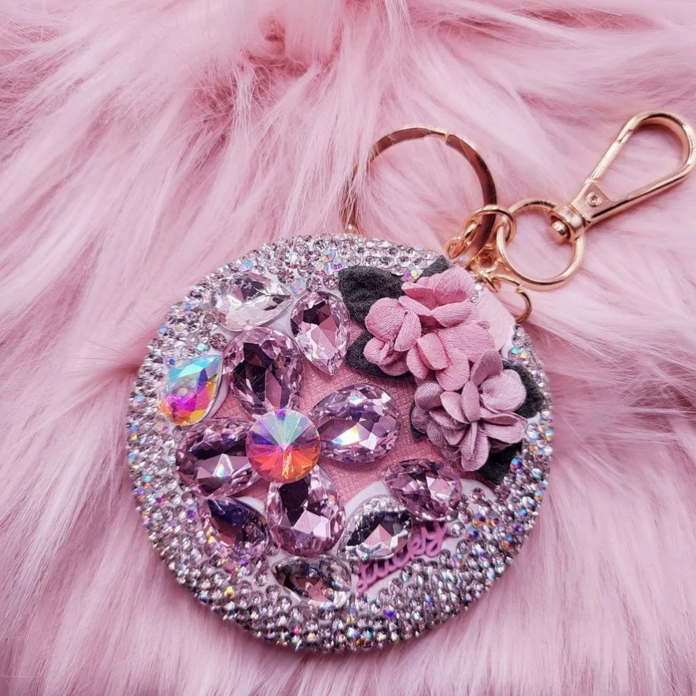 Rhinestone Mirror Compact Keychain - Picture 4 of 9